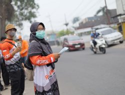 PKS Jambi Bagikan Ribuan Masker kepada Warga, Bantu Kurangi Dampak Kabut Asap