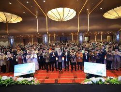 OJK Optimistis Industri Keuangan Syariah Terus Tumbuh